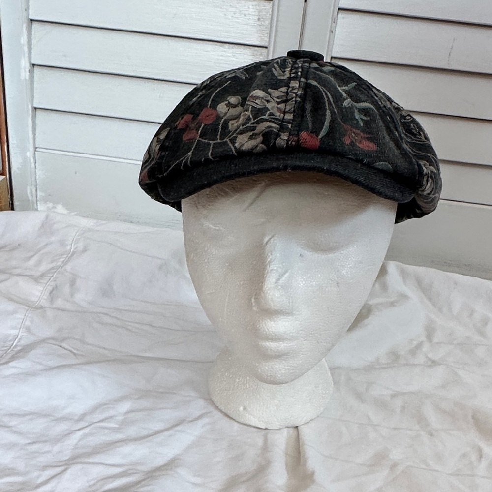Floral Patterned Newsboy Cap